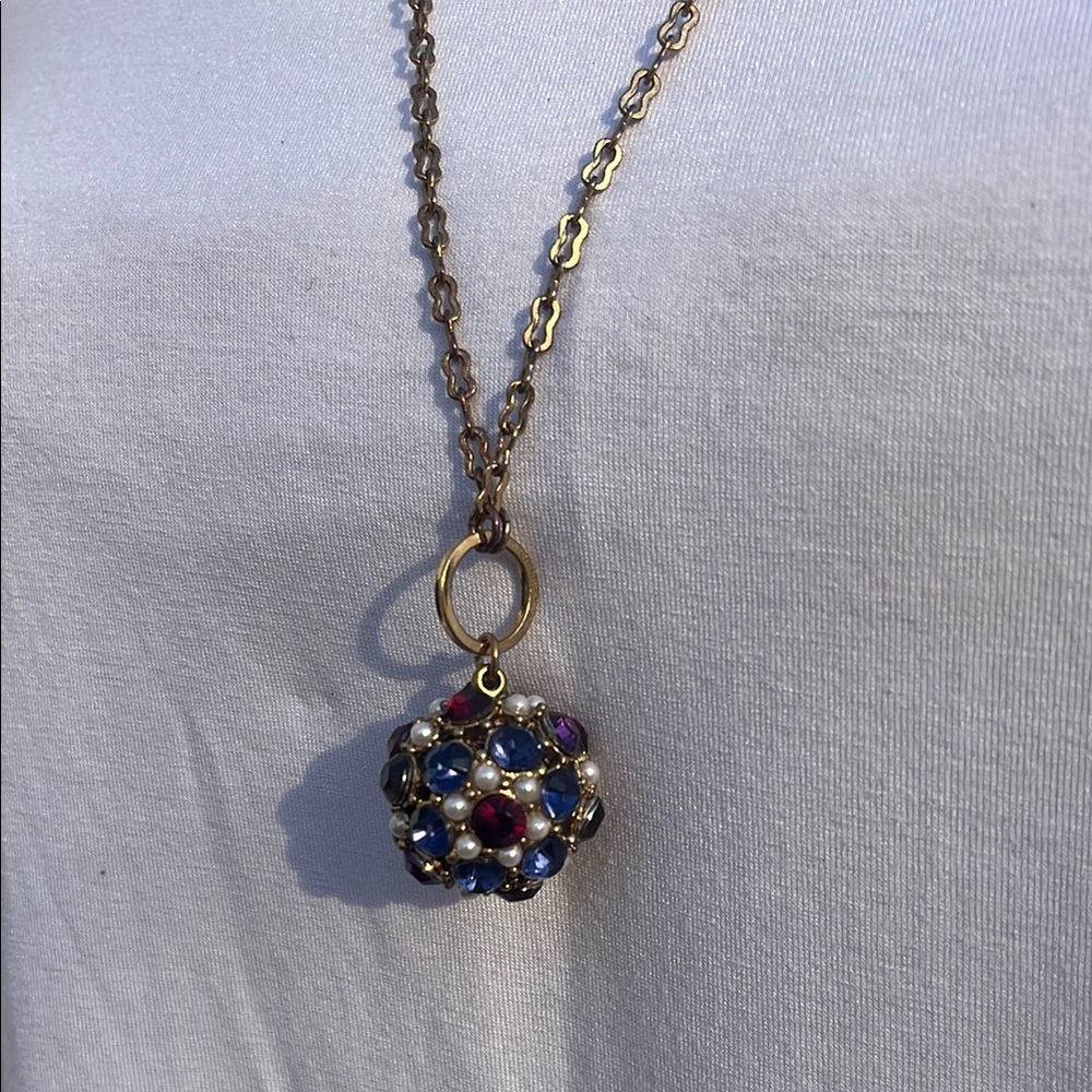 Rhinestone Pendant Necklace